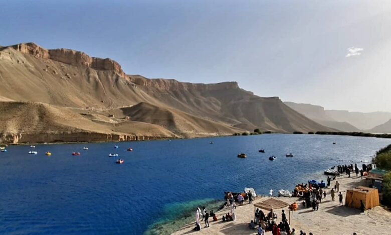 Increasing the number of tourists in Bamyan; Local officials: In the three days of Eid nearly fifty thousand tourists have traveled to Bamyan