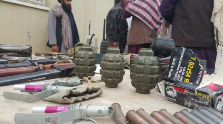 طالبانو کندهار کې پاکستان ته اووښتونکې ګڼ‌شمېر وسله نیولې
