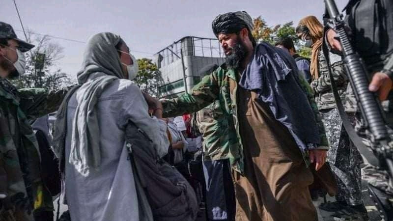 نمبر تماس زنان خبرنگار در لیست سیاه طالبان