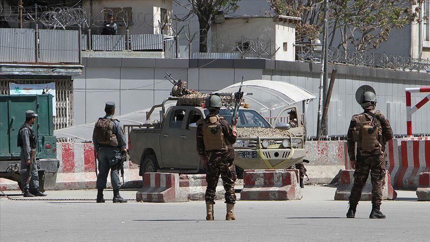 Attack on a security checkpoint in Kabul: women and children faint from fear