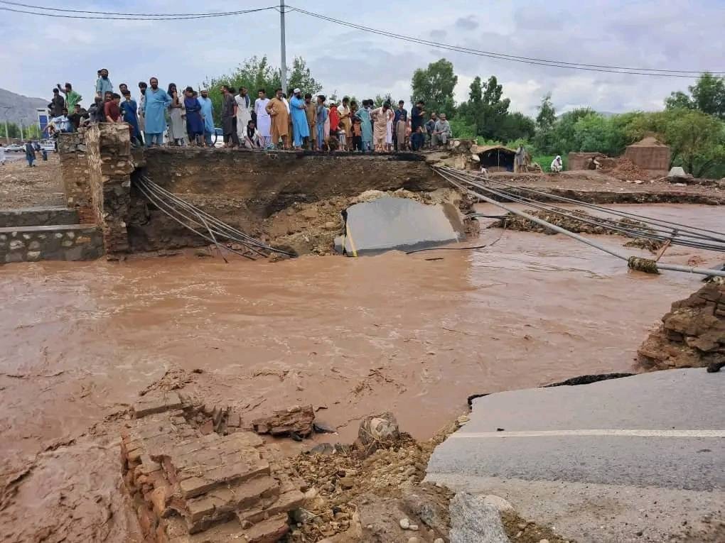 Floods in several provinces of the country took the lives of dozens of citizens