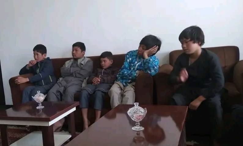 Five missing children in Bamyan were returned to their families