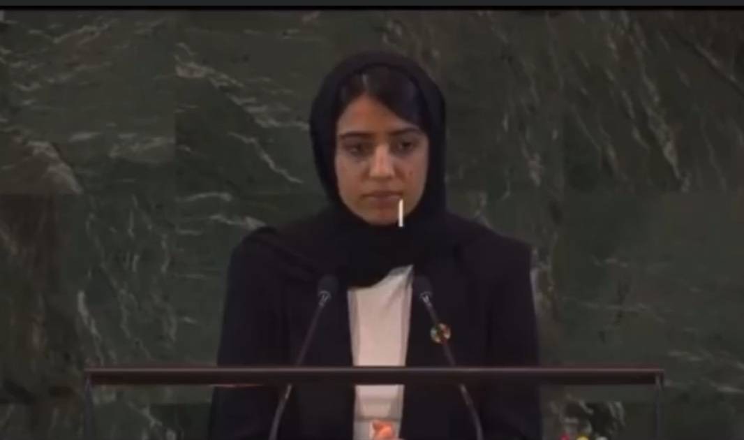 سمیه فاروقی: اجازه ندهید افغانستان گورستان آرزو های دختران شود