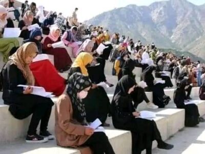 محرومیت از حق کار وتحصیل زنان؛  ۳۰۰۰ زن ودختر از آزمون exit exam محروم‌ شده اند