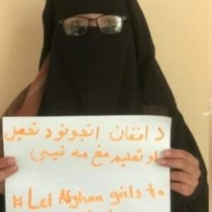 په کندهار ولایت کې ښځې او نجونې د طالبانو له بنديزونو لاس په سر شوي دي