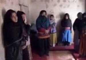 د “سیګار” نوی راپور: طالبانو افغان مېرمنې په کور کې په بند محکومې کړې دي