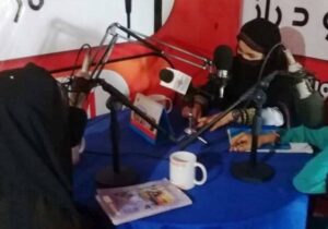 د خبريال ورځ؛ دکندهار ښځينه خبریالانو او رسنیو لپاره کاري ځای په جدي توګه محدود دی