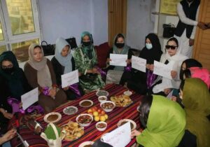 زنان معترض درتجلیل از نوروز : برای حفظ میراث فرهنگی و دیرینه‌ی نیاکان خود تلاش می‌کنیم
