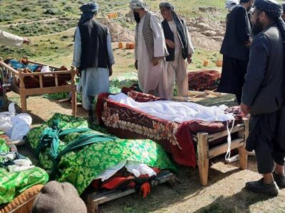 دست کم ۲۰ تن به شمول سه زن در اثر واژگون شدن یک موتر در ولایت بلخ کشته و زخمی شدند