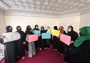 زنان معترض: طی دوسال گذشته ارزش های انسانی و بشری به زوال مطلق سوق داده شد