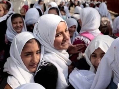 د ملګرو ملتونو ځانګړی استازی: هغه د ښځو او نجونو د تعلیم پر وړاندې د طالبانو پر کړنو نیوکه وکړه