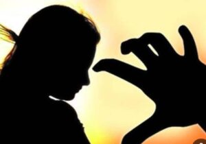 ګارډین ورځپاڼه:افغانستان په داسې یو هېواد بدل شوی چې ښځې پکې تر نارینه وو زیاتې ځان وژنې کوی