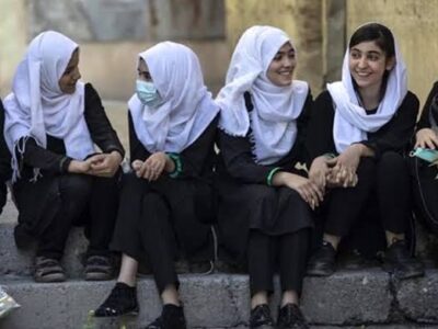 سخنگوی کاخ سفید: اداره‌ی جو بایدن، به ادامه‌ی تحصیل دختران در افغانستان متعهد باقی خواهد ماند