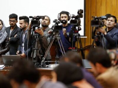 نگرانی فدراسیون بین المللی روزنامه‌نگاران از افزایش بازداشت خبرنگاران در افغانستان
