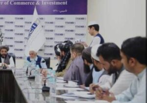 شکایت بازرگانان در کشور: «منجمد ماندن پول‌های ما در بانک‌ها سبب فقر و بیکاری در کشور شده است»