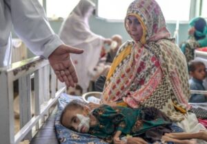 د خوړو نړیوال پروګرام: په افغانستان کې د ۳.۲ میلیونو ماشومانو په ګډون ۴ میلیونه کسان په سختې خوارځواکۍ اخته دی