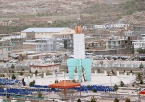 یک زن جوان دردایکندی خودرا حلق آویز کرد 