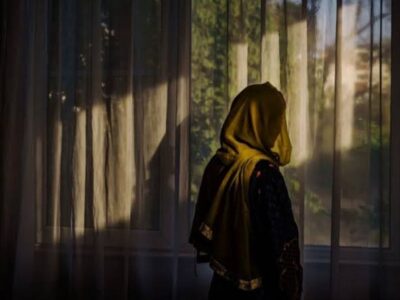 روایت‌های تلخ یک وکیل مدافع زن از خانه‌ نشینی تا اقدام به خودکشی