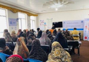 ۱۵۰ دانش‌آموز دختر در بادغیس مهارت زبان انگلسی آموختند