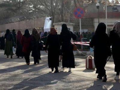 افزایش نگرانی‌ها از ادامه یافتن محدویت‌های تحصیلی و خانه نشینی دختران دانش‌جو در ولایت فراه