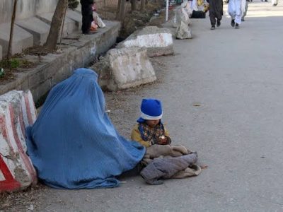 از فقر اقتصادی و بیکاری تا افزایش زنان تکدی‌گر‌ در ولایت هرات