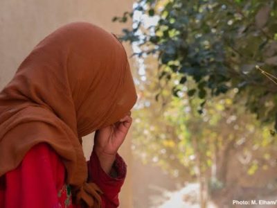 بردن یک دختر ۱۷ ساله برای عقد نکاح با یک تن از اعضای طالبان در ولایت غور