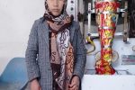 یک خانم با هزینه‌ی شخصی خود کارخانه چیپس را در بامیان راه‌اندازی کرد
