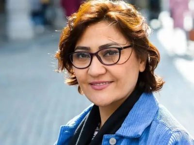 صحرا مانی، فیلم ساز افغانستانی برنده جایزه «بنیاد اکثریت فمینیستی»در آمریکا