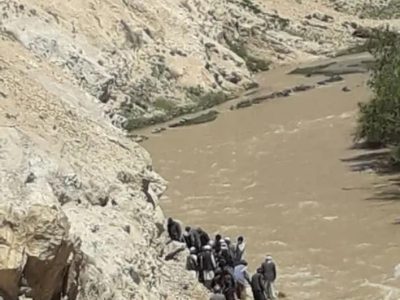 یک تن در پی لغزش کوه در یکاولنگ مفقود شد