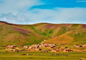 افزایش دادگاه‌های صحرایی؛ طالبان شش تن را در غور شلاق زدند