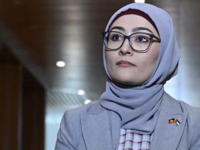 استعفای فاطمه پیمان، سناتور افغانستانی تبار مجلس سنای استرالیا از حزب کارگر