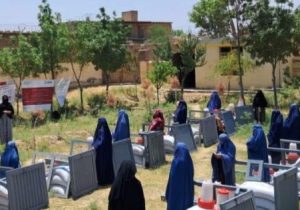سازمان غذا و کشاورزی سازمان ملل متحد برای زنان و دختران بسته‌های کمکی توزیع کرد 