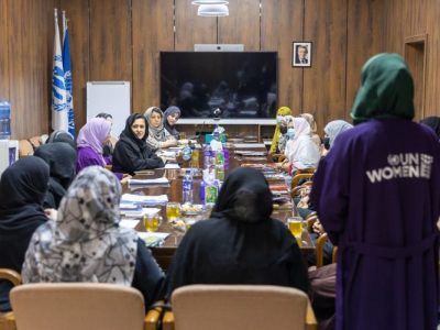 دوری از اجتماع و احساس ناامنی میان ۶۴ درصد از زنان در افغانستان