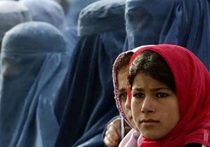 نگرانی‌ها از ادامه یافتن محدودیت‌ها در برابر زنان و دختران در افغانستان