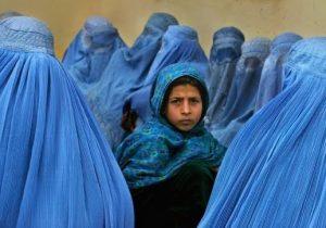 از وضع محدودیت‌ها تا پیامدهای آن در زنده‌گی زنان در افغانستان