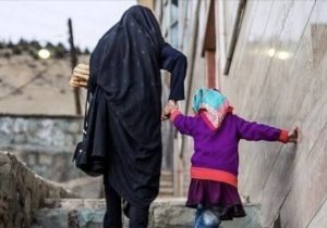 زنان سرپرست در افغانستان؛ مبارزه با مشکلات اقتصادی و چالش‌های روزمره