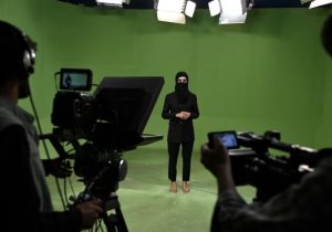 از محدودیت‌های رسانه‌‌‌ها تا چالش‌های پیش روی زنان خبرنگار در افغانستان