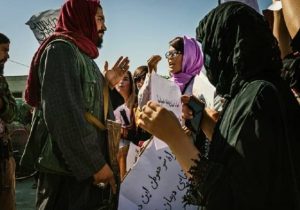 روز جهانی زنان؛ از چالش‌ها و محرومیت‌ها تا مقاومت زنان در برابر حاکمیت طالبان